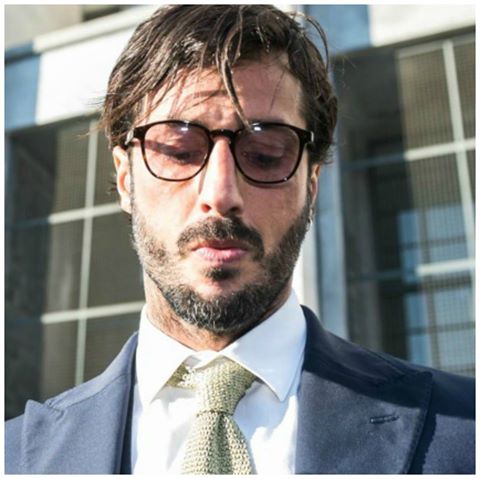 A POCO PIU' DI 1 MESE DAL SUO RITORNO A CASA, CORONA RISCHIA DI NUOVO IL CARCERE: ECCO COS'E' SUCCESSO - 09/12/2015