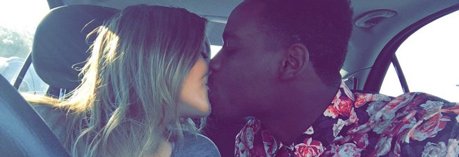 PORTA A CASA IL FIDANZATO DI COLORE: ''SEI SOLO UNA PU....A'' - ECCO LA FOLLE REAZIONE DEL PADRE - 21/02/2016