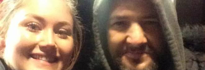 NICOLE HA PERSO L'ULTIMO TRENO PER TORNARE A CASA, L'INCONTRO COL SENZATETTO LE CAMBIA LA VITA - 07/03/2016