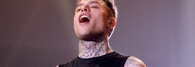 FEDEZ, ''LE CONDIZIONI SI AGGRAVANO'': SALTA IL CONCERTO DEL RAPPER - 17/03/2016