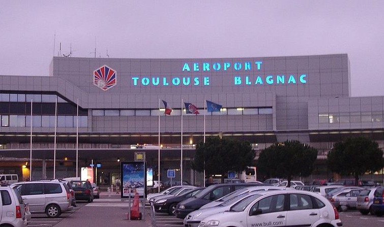 EVACUATO PER MOTIVI DI SICUREZZA L'AEROPORTO DI TOLOSA, IN FRANCIA - 23/03/2016