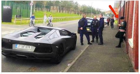 LA POLIZIA SEQUESTRA LA SUA LAMBORGHINI DA 400 MILA EURO - 23/03/2016