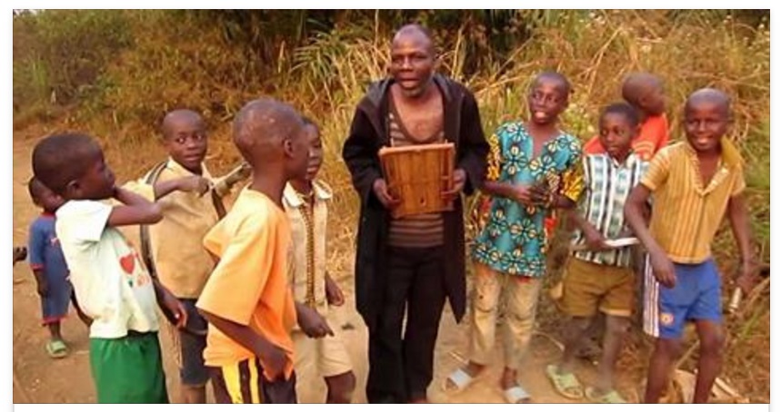 BIMBI DEL CONGO DONANO 238 EURO AI RAGAZZI TERREMOTATI DEL CENTRO ITALIA - 02/01/2017