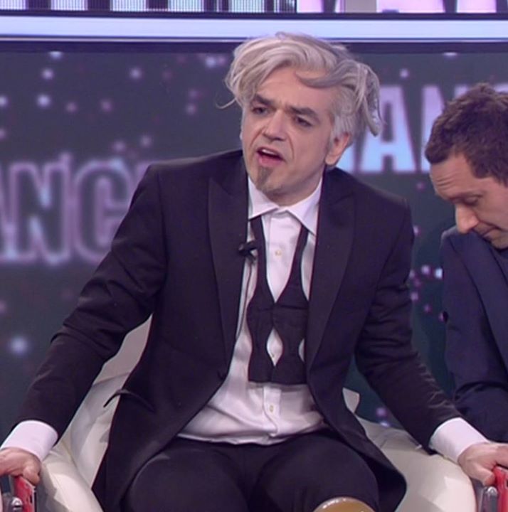 INSULTI AL PUBBLICO A MARCO BOCCI: MORGAN FUORI CONTROLLO E QUELLO CHE ACCADE IN DIRETTA AD AMICI E' INCREDIBILE - 08/04/2017