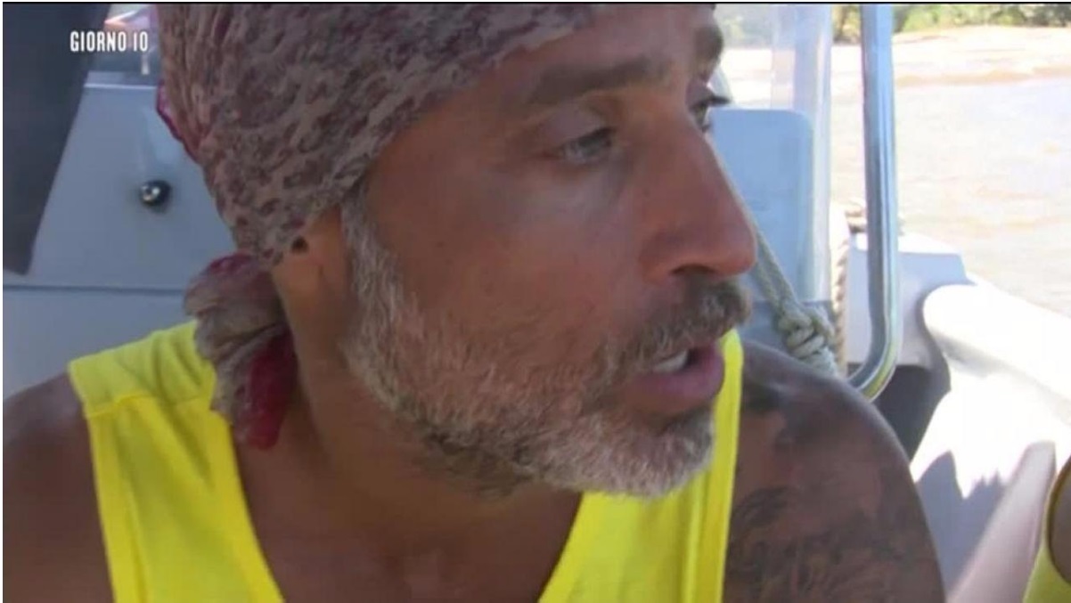 ISOLA DEI FAMOSI: RAZ DEGAN E' STATO SQUALIFICATO - 10/04/2017