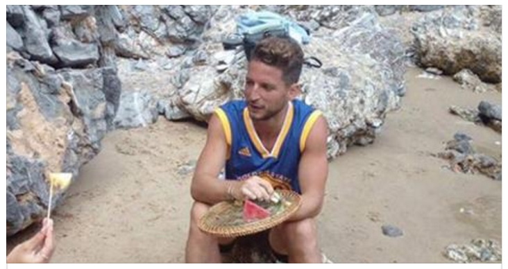 MERTENS VIA DA NAPOLI? NUOVO DETTAGLIO: GUARDATE DOVE E' STATO ''PIZZICATO'' - 10/04/2017