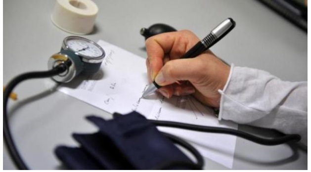 ASSENZE PER MALATTIA, ADDIO AI CONTROLLI - CAMBIA LA REGOLA - IL DATORE DI LAVORO NON PUO' VERIFICARE - 10/04/2017