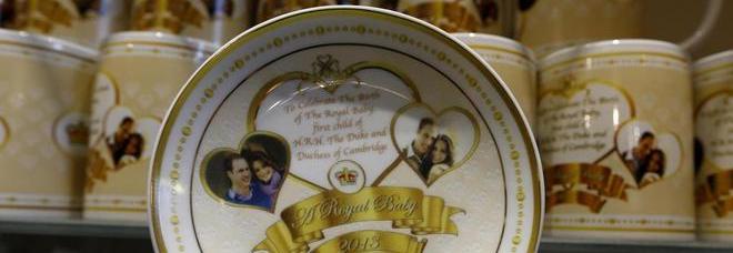 A DUE GIORNI DI VITA ECCO SVELATO FINALMENTE IL NOME DEL ROYAL BABY - 24/07/2013