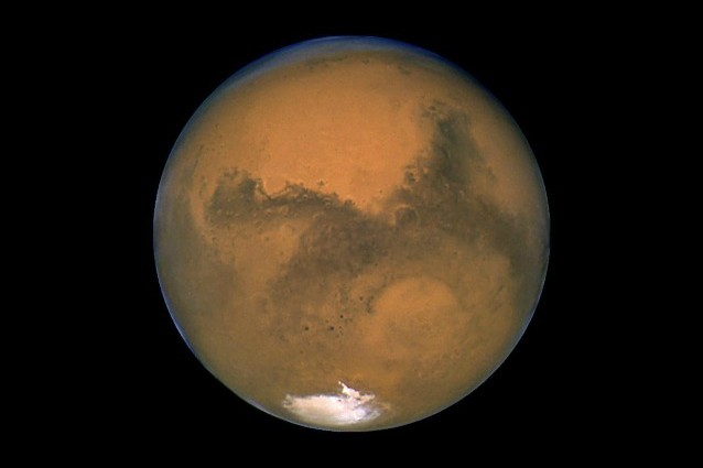 TUTTI CON IL NASO ALL'INSU', QUESTA SERA MARTE DA' SPETTACOLO - 07/04/2014