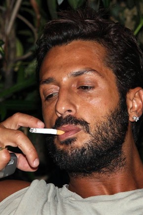 FABRIZIO CORONA DOPO IL CARCERE: ECCOLO MENTRE INCONTRA L'EX NINA MORIC - FOTO - 16/04/2014