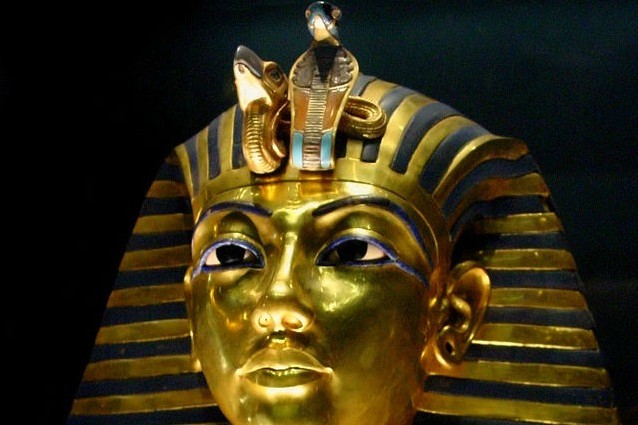 SCOPERTO IL VOLTO DI TUTANKHAMON - 12/12/2014