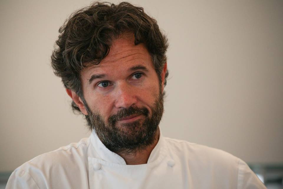 DOPO L'AGLIO NELLA AMATRICIANA, ANCORA UNA ''GAFFE'' PER CARLO CRACCO. E ACCADE PROPRIO A ''MASTERCHEF'' - 16/02/2015