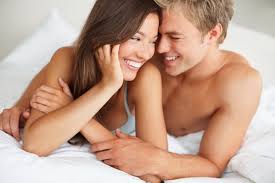 COME SEI A LETTO? DIPENDE DAL SEGNO ZODIACALE: ECCO I PIU' PASSIONALI - 07/03/2015