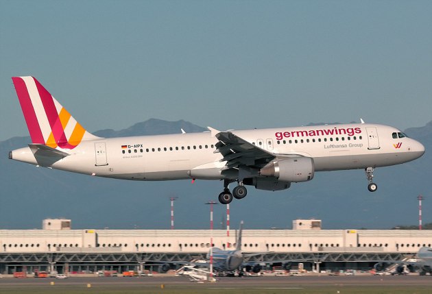 IPOTESI SHOCK: UN TEST DEGLI USA AVREBBE DISTRUTTO L'AEREO DELLA GERMANWINGS - 29/03/2015