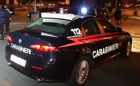 CARABINIERI CERCANO ARMI A CASA DELLA FIGLIA DEL BOSS, MA FANNO UNA SCOPERTA ''INTIMA'' - 14/05/2015