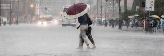 LAZIO, ALLARME METEO PER 36 ORE: ARRIVANO NUBIFRAGI E GRANDINATE - 13/09/2015