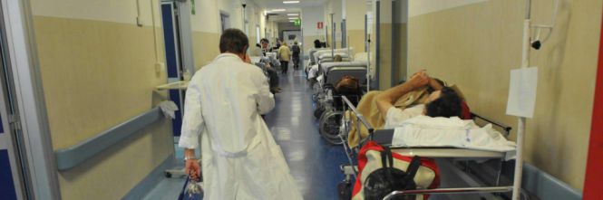 ''ERO CONVINTA DI ESSERE MORTA'' MA E' AFFETTA DALLA SINDROME DEL ''CADAVERE CHE CAMMINA'' - 05/11/2015