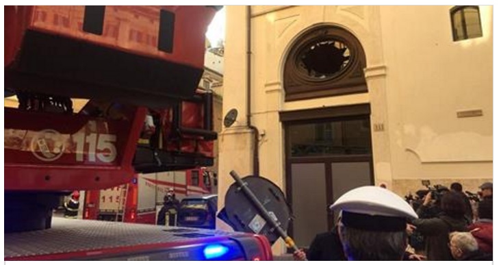 ESPLOSIONE A MONTECITORIO: E' ACCADUTO POCO FA - ECCO LA SITUAZIONE - 21/02/2017