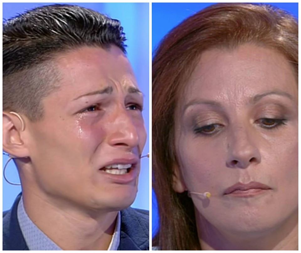 NON ERA MAI ACCADUTO PRIMA, PUBBLICO INDIGNATO E MARIA CONFUSA: QUELLO CHE ACCADE IN STUDIO E' AGGHIACCIANTE - 25/02/2017