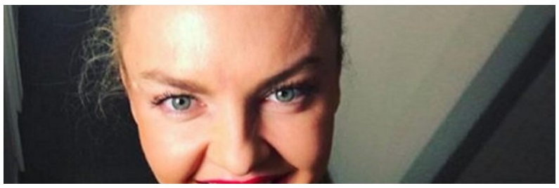 DAL VOLTO SEMBRA UNA DONNA NORMALISSIMA: MA IL SUO CORPO HA FATTO DISCUTERE IL MONDO INTERO - 11/04/2017