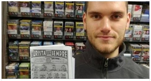 DISOCCUPATO VINCE 1,8 MILIONI AL GRATTA & VINCI NELLA TABACCHERIA DELLA SORELLA DELL' ATTRICE A LUCI ROSSE - 12/04/2017