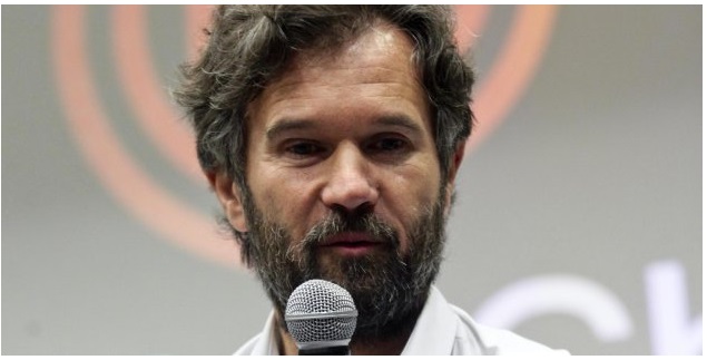 DOPO L'ADDIO ALLA TV E A MASTERCHEF ITALIA DI CARLO CRACCO: ECCO CHI SARA' A SOSTITUIRE LO CHEF NEI PROGRAMMI - RESTERETE SORPRESI - 19/04/2017