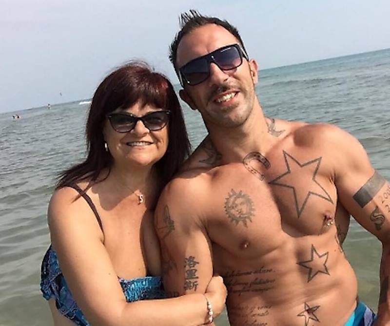''MA COME DIAVOLO SI E' COMBINATA'' DIMENTICATE QUESTA STEFANIA PEZZOPANE: HA RIVOLUZIONATO TUTTO ED ECCO COME LA RITROVIAMO - 03/05/2017