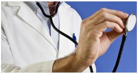 ROMA - VA DALL'OCULISTA, MA QUELLO CHE ACCADE NELLO STUDIO MEDICO ALLA GIOVANE PAZIENTE E' TERRIBILE - 30/05/2017