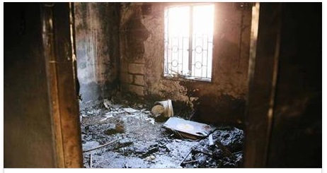 ESCE DI CASA E CHIUDE DENTRO I 3 BIMBI PICCOLI: QUANDO ACCADE IL DISASTRO NON C'E' NESSUNO PER LORO - 13/06/2017