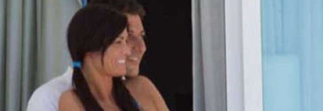 MANUELA ARCURI DIVENTA MAMMA: ''SONO INCINTA DI GIOVANNI, LO CERCAVAMO DA UN ANNO'' - 22/10/2013
