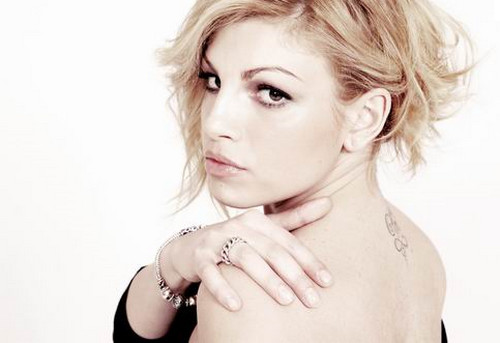 EMMA MARRONE, SCOPPIA LA PASSIONE CON UN FAMOSO CALCIATORE - 04/12/2013