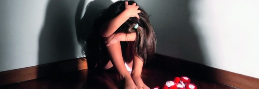 RAGAZZINA VIOLENTATA PER ANNI IN CASA: GLI 'ORCHI' ERANO LO ZIO E IL FRATELLO MAGGIORE - 17/12/2013