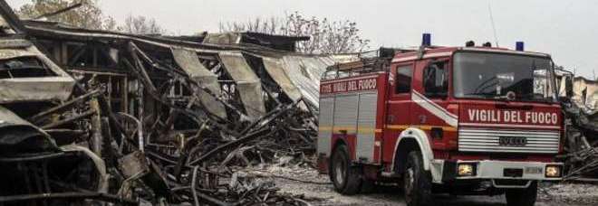 GRANDE FRATELLO, L'INCENDIO NELLA CASA PROVOCATO DA UN CORTO CIRCUITO -FOTO - 16/12/2013