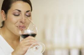 ECCO UNA BRUTTA NOTIZIA PER TUTTI GLI AMANTI DEL VINO - ANCHE UN SOLO BICCHIERE AL GIORNO - 26/01/2014