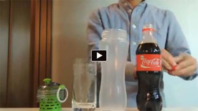 ECCO COME DIVENTA IL COLORE DELLA COCA COLA DOPO AVERLA FILTRATA - VIDEO - 21/07/2014