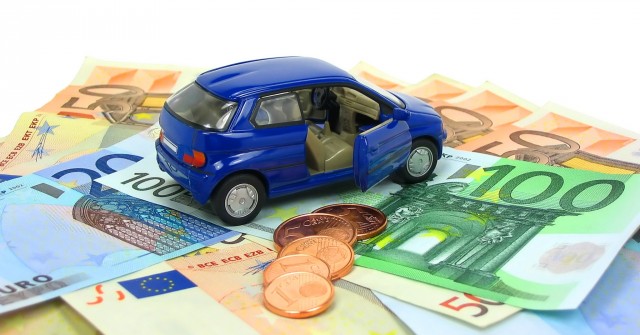 ASSICURAZIONE AUTO? UN ITALIANO PAGA IL DOPPIO DI UN CITTADINO EUROPEO - 11/09/2014