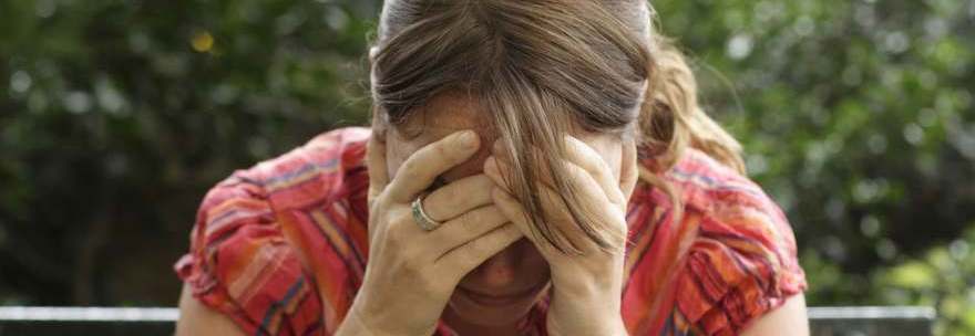 ''POTREI AVERE UNA PIZZA?'' LA DONNA VITTIMA DI VIOLENZA CHIAMA LA POLIZIA E SI SALVA - 26/10/2014