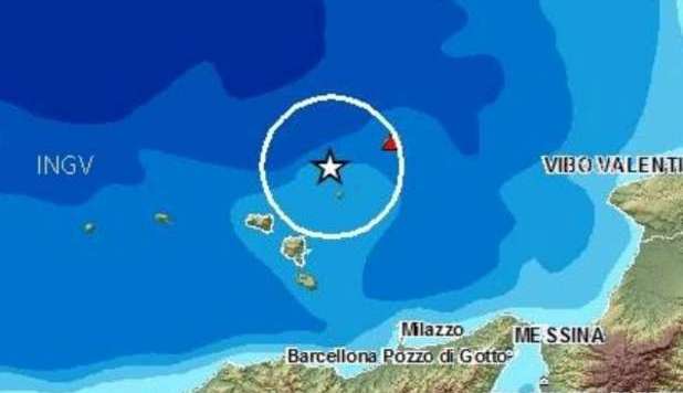 TERREMOTI, DUE SCOSSE A LARGO DELLE ISOLE EOLIE - 21/06/2012