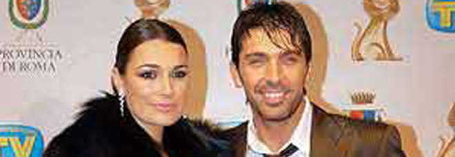 BUFFON E ALENA SEREDOVA IN CRISI: ''LA COLPA È DI UNA SHOWGIRL RECENTEMENTE SEPARATA'' - 29/11/2013