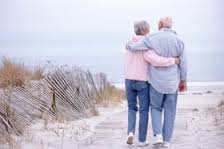 DIVORZIO TRA CENTENARI. IL MOTIVO? UN TRADIMENTO DI 60 ANNI PRIMA - 08/02/2014