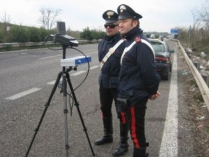 ARRIVA LA RIVOLUZIONE PER GLI AUTOVELOX. OLTRE L'ECCESSO DI VELOCITA', ECCO ANCHE COSA MISURERANNO - 10/07/2014