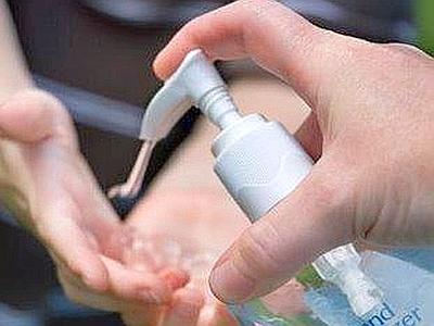 NUOVA MODA ALLARMANTE: UBRIACARSI CON IL DISINFETTANTE DELLE MANI - 16/07/2014
