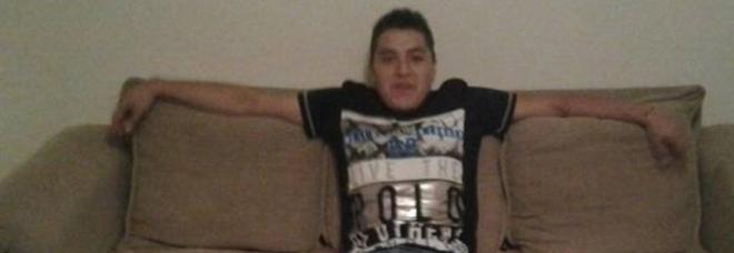 VOLEVA FARSI UN 'SELFIE' CON LA PISTOLA IN PUGNO: GLI PARTE UN COLPO, SI SPARA E MUORE - FOTO - 31/07/2014