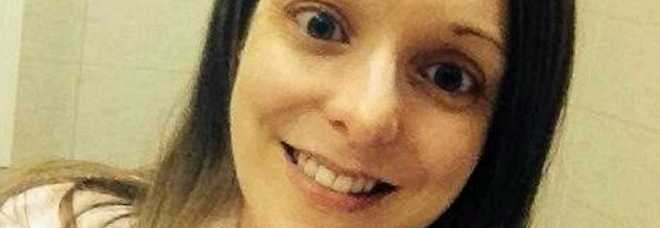 SCOPRE DI AVERE UN CANCRO AL SENO CON UN SELFIE: RIESCE A SALVARSI IN TEMPO - 12/09/2014