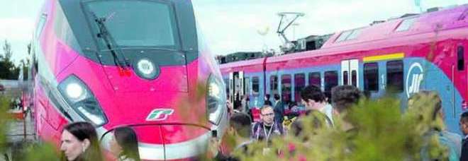 È ITALIANO IL TRENO PIÙ VELOCE D'EUROPA: IL NUOVO FRECCIAROSSA ETR1000 PUÒ RAGGIUNGERE I 400 KM/H - 03/11/2014