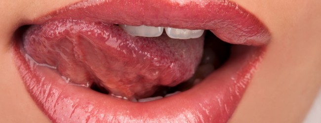 MOSTRARE LA LINGUA: ECCO COSA SIGNIFICA - 05/11/2014