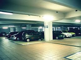 ARRIVA LA TRUFFA DEL PROFUMO NEI PARCHEGGIO: SCOPRI COME EVITARLA - 03/12/2014