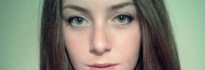 BEVE ALCOL PURO ALLA SUA FESTA DI COMPLEANNO: NICOLE VA IN COMA E MUORE A 18 ANNI - 12/01/2015