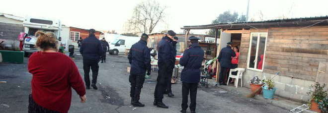 ROMA, ROM ATTACCANO TRE SCUOLE: LANCI DI PIETRE CONTRO GLI STUDENTI - 26/11/2014