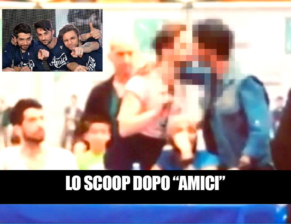 IN UN CENTRO COMMERCIALE L'HANNO FATTO DAVANTI A TUTTI: ALESSIO E LORENZO DEI 'DEAR JACK' ESCONO ALLO SCOPERTO - 01/07/2014
